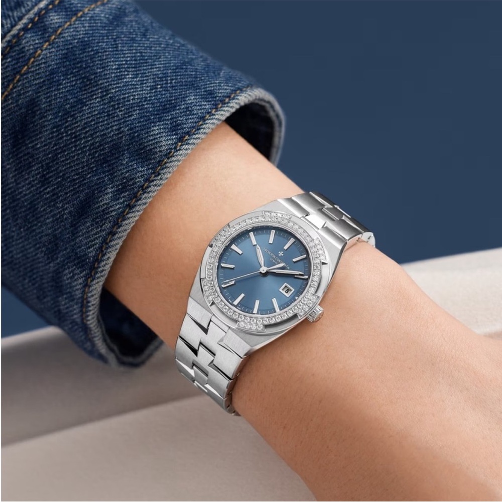 Vacheron Constantin Overseas 1205V/100A-B590 Brand New in box! 2 extra straps - Picture 2 of 14